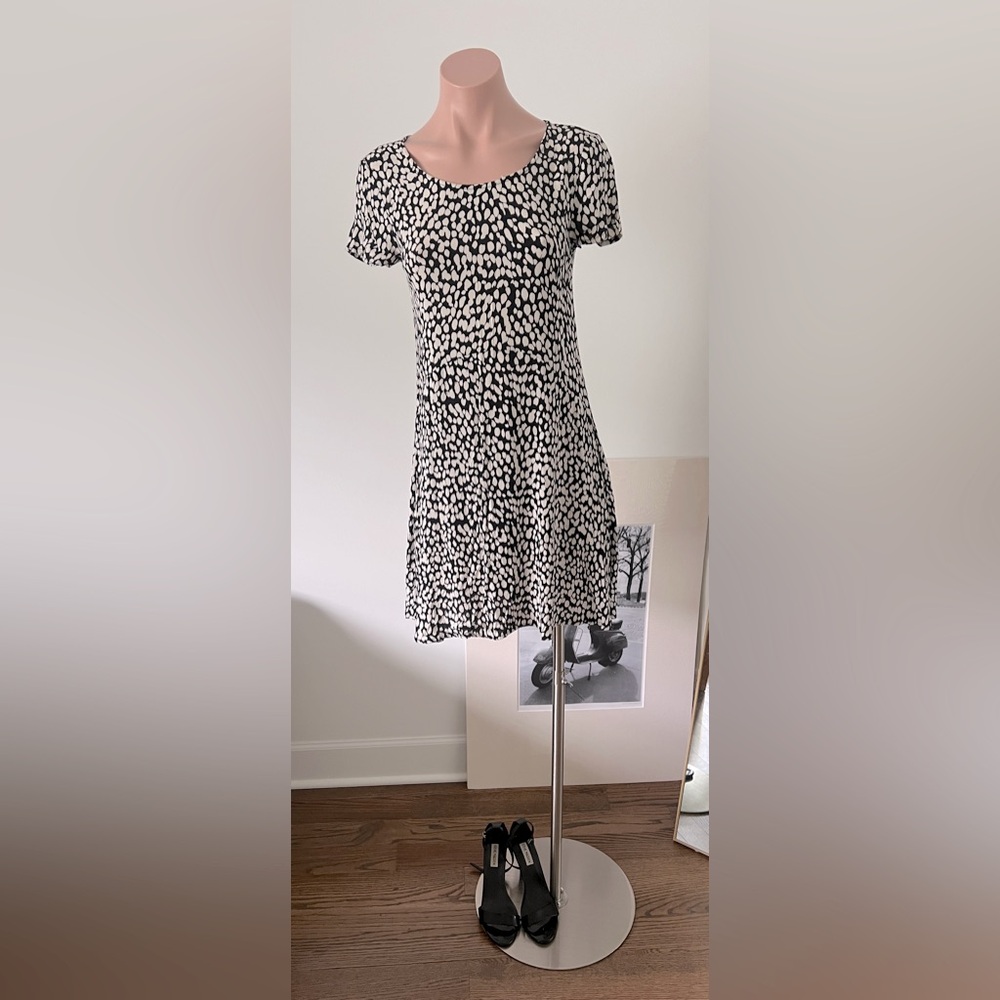 Misterzimi Sadie dress in Black & white (AU size 6, US size 2).